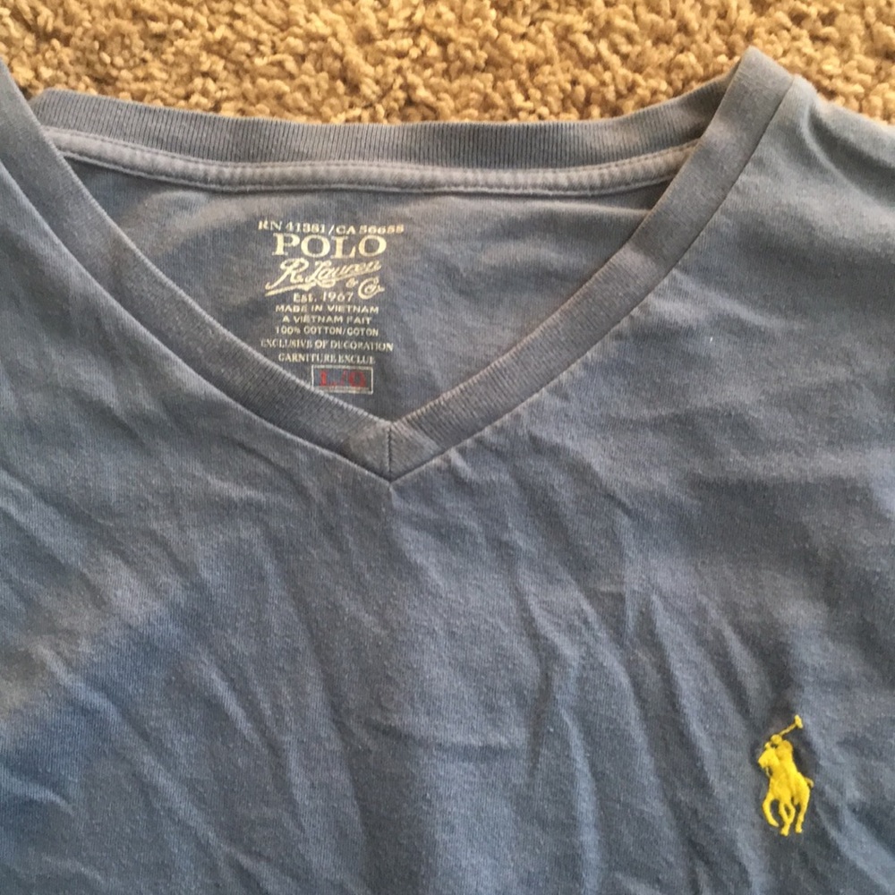 Ralph Lauren polo T-shirt! - Picture 2 of 2